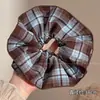Scrunchie de Bolinhas de Alto Padrão Estilo Francês, Elástico de Renda Versátil para Mulheres, Adequado para Penteados de Coque, Acessório de Cabelo