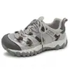 Leve e confortável~malha de couro macio respirável sapatos de pai para mulheres, 2026 primavera e outono novos tênis de caminhada outdoor com sola grossa