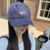 Corea del Sur Blogger de Moda Mismo Estilo Gorra a Cuadros Cara de Niño Visera Pequeña Curva Pareja Casual Gorra de Béisbol para Hombre