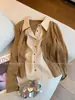Cárdigan de punto para mujer con cuello polo falso de dos piezas, estilo "old money", nueva colección otoño 2026, top corto elegante y relajado para el trabajo