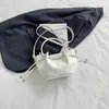 Bolso pequeño estilo influencer súper popular para mujer, nuevo bolso cruzado de moda versátil 2026, bolso de mano exquisito de alta gama