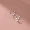 Aretes de Clip de Trébol de la Suerte Incrustados de Diamantes para Mujer, Aretes de Trébol de Cuatro Hojas con un Diseño Floral de Lujo Ligero, Diseño de Nicho con un Toque de Alta Gama, Disponibles para Dropshipping