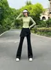 Conjunto esportivo de duas peças emagrecedor e que valoriza a silhueta para mulheres, com jaqueta de manga longa e gola alta, calça-saia com cordão e roupa para treinamento físico e yoga