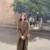 Abrigo de lana rosa para mujer Otoño e invierno 2023 Nuevo estilo coreano suelto de longitud media estilo Hepburn abrigo de lana