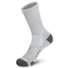 Meias Masculinas de Cano Médio Tamanho Grande para Comércio Exterior, Meias Longas para Esportes e Lazer, Combinação de Cores Versátil Preto, Branco e Cinza, Meias Modernas