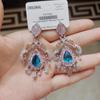 Pendientes de Borla de Cristal Estilo Retro Europeo y Americano Lujo Accesible Pendientes Largos Frescos y Dulces Pendientes Pesados de Alta Gama para Mujer