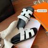 Sandalias Planas de Verano 2026 Nuevo Modelo Uva Mom Studiolee con Una Correa para Uso en Exteriores, Pantuflas para Mujer