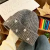 Gorro de Tricô Preto Estrela para Mulheres no Inverno, Versão Coreana, Emagrecimento Facial, Pequeno Turbante, Gorro à Prova de Frio para Circunferência Craniana Grande, Gorro de Lã Quente e Resistente ao Frio
