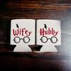 Capa de Copo Exclusiva Transfronteiriça Estampada Wifey&Hubby Comércio Exterior Casal de Casamento Festa Manga Isolante para Bebidas