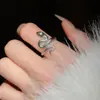 Anel de Dedo Serpentina Enrolado com Zircônia Banhado a Ouro Real Luxo de Alto Padrão Sensação Elegante Joia Delicada para Celebridades da Internet e Uso Diário