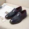 Estilo Coreano Nuevo Negocios Casual Británico Brogue de Pedal Formal Punta Puntiaguda Zapatos de Cuero Tallado para Hombre 26070