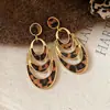 Pendientes Sencillos de Moda con Estampado de Leopardo y Diseño Ovalado Hueco, Pendientes de Lujo Ligero de Gama Alta, Accesorios para Orejas Versátiles de Nicho Europeo y Americano