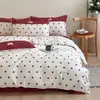 Juego de cuatro piezas de patchwork de algodón con bordado de dibujos animados, ropa de cama en capas de dos tonos, juego de tres piezas tamaño pequeño con sábana plana y sábana ajustable