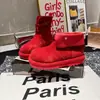 Botas de moda rojas para mujer con suela gruesa, nuevo modelo de primavera 2026, doble uso, retro, que aumentan la altura, elegantes, versátiles, botas de motociclista