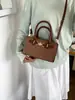 Bolsa Cuadrada Pequeña de Moda Suave Estilo Coreano para Mujer Nueva de Verano 2026, Bolso Cruzado de Hombro Versátil de Alta Gama, Bolsos para Mujer al por Mayor