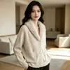 Cardigã de malha feminino transfronteiriço com gola de pele sintética, nova coleção outono/inverno, de manga longa, moderno, casual, suéter liso com bolsos