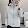 Jaqueta Nova de Primavera Feminina para Exterior Fina Respirável à Prova de Vento Impermeável Jaqueta para Caminhada Montanhismo Esportes Top Casual