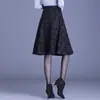 Falda de cuadros de línea A de longitud media, estilo otoño 2022, de cintura alta, ajustada, falda de media pierna a la moda, falda acampanada elegante, efecto adelgazante