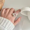 Anillo Hueco de Flor Pequeña Fresca Estilo Coreano Ins Anillo de Dedo de Alta Calidad Anillo Abierto Ajustable para Mujeres