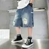 Shorts de Mezclilla Rasgados para Niños, Estilo de Verano Delgado, Nuevo Modelo 2026, Pantalones de Verano para Niños, Ropa de Verano para Niños Medianos y Grandes, Shorts a la Rodilla