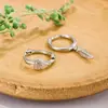 Pendientes de Botón Corazón de Hoja Lujo Ligero Diseño Sencillo de Nicho Pendientes de Alta Gama para Mujer Joyería para Orejas 2023 Nuevo Estilo Caliente