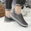Sapatos casuais de algodão slip-on masculinos para meia-idade e idosos, forro de pelúcia espesso, leves, absorventes de choque, proteção contra o frio do inverno, sapatos de algodão casuais, fonte de mercadorias