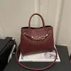Bolso de Hombro Cruzado Grande de Alta Gama con Textura, Moda Nueva Primavera 2026, Tejido Simple, Versátil, Elegante