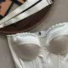 Corset branco chique estilo francês com barbatanas de peixe para mulheres, projetado para afinar a cintura, um top tomara-que-caia doce e ousado para meninas