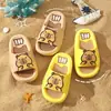 [Sola Macia] Chinelos Infantis para Meninos e Meninas, Verão Desenho Animado Banho Casa Banheiro Antiderrapante Externo Sandálias de Bebê