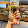 Muñeca Auténtica de Hilo Par Crayon Shin-Chan Muñeca Linda Llavero Colgante para Mochila Escolar de Niñas Regalo Pequeño