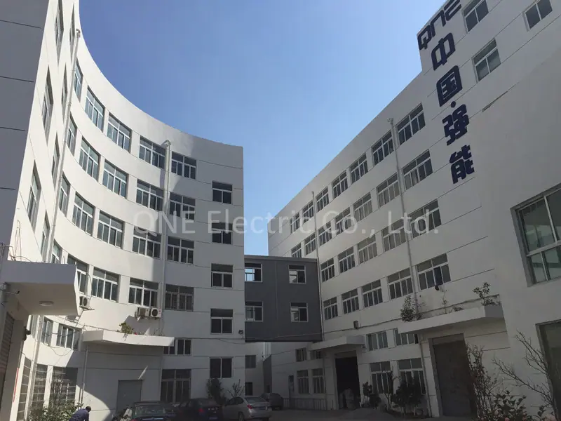 厂房