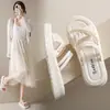 Nuevas Sandalias de Mujer Verano Ropa de Exterior Moda Estilo Hada Hermosas Sandalias Versátiles de Dos Usos Chanclas de Playa Mujer