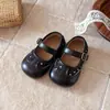 Zapatos planos de una tira estilo coreano para mujer, colección primavera y otoño 2026, elegantes zapatos Mary Jane poco profundos transpirables