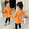 Camiseta de manga larga para niña 2026 nueva colección de otoño, top de algodón puro para bebés, camiseta básica para niños, ropa interior de otoño con cuello redondo