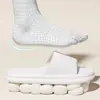 Chinelos Antiderrapantes para Banheiro Masculino, Chinelos de Banho de Verão Tamanho Grande, Uso Doméstico, Chinelos Masculinos e Femininos, Branco