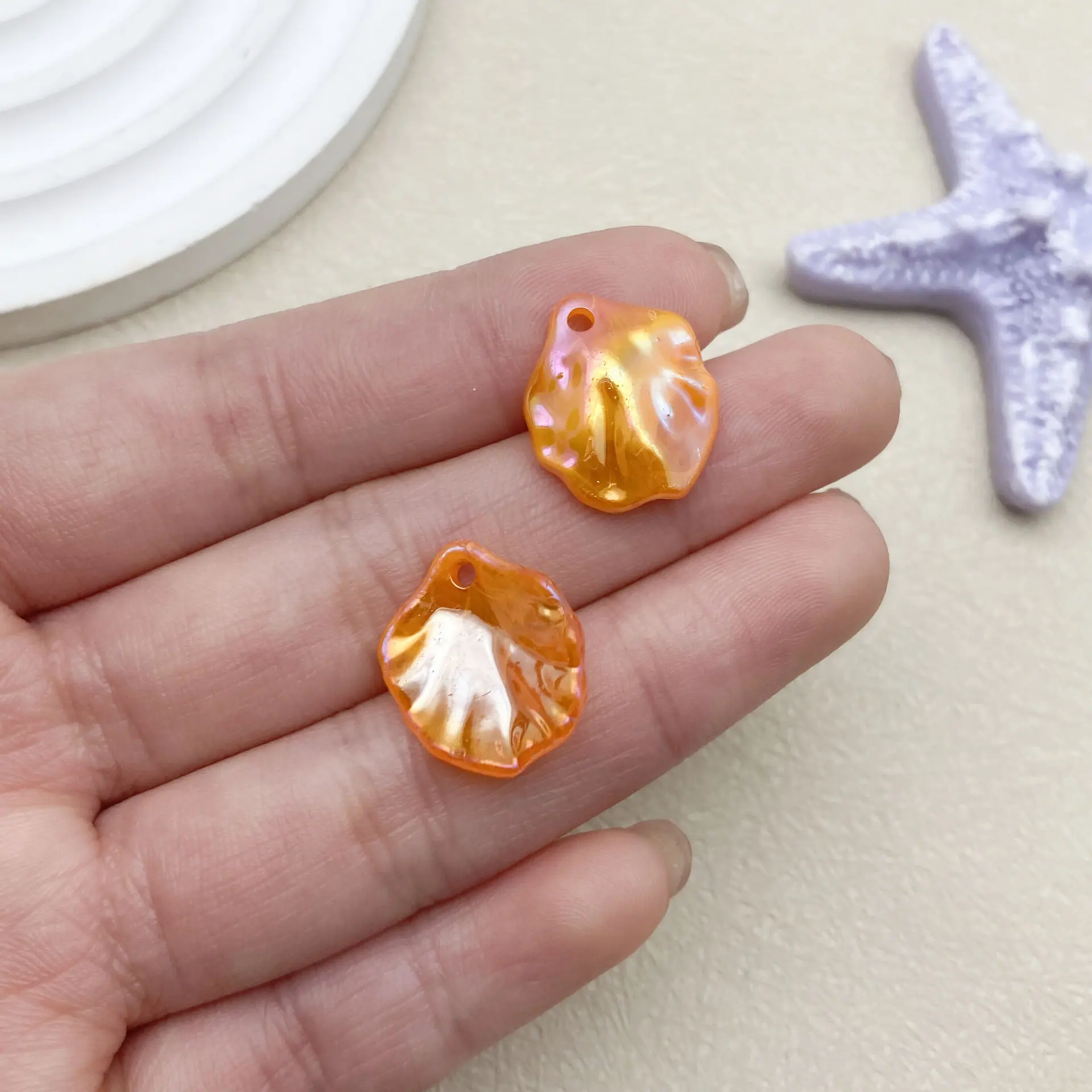 22004-SF-AB彩橙色亚克力炫彩白菜叶18x16mm-