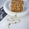 Cadena de Cuentas Perler Hecha a Mano DIY Trébol de Cuatro Hojas Borla Cadena de Alta Retención de Color Collar Pulsera Pasador Accesorios de Joyería Hechos a Mano