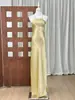 Vestido de Acetato de Estilo Francés para la Temporada Primavera/Verano 2026, de Uso Pesado, Adornado con Pedrería, de Cuello Halter, con Efecto Adelgazante que Ceñe la Cintura y Acabado de Satén Brillante