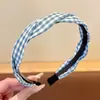 Diadema de felpa de dibujos animados para mujer, nuevo modelo de otoño e invierno 2026, diadema especial para lavarse la cara, soporte craneal alto, pinza para el pelo antideslizante, accesorio para el pelo