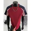 Camiseta a Rayas de Bloques de Color Estilo Americano para Hombre, Diseño de Verano con un Toque Único de Patchwork, Cuello Redondo, Mangas Cortas, Corte Relajado, Top Casual Versátil