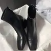 Botines de estilo coreano con punta cuadrada, tacón grueso y diseño estilizado, perfectos para principios del otoño de 2026, una opción chic y elegante para mujer, y con forro de felpa para mayor calidez en otoño e invierno