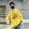 Camiseta de manga comprida de outono para meninos, novo modelo primavera e outono 2026, base de algodão puro, blusa infantil grande, moderna