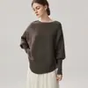 Suéter irregular de cachemira tipo murciélago de un solo hombro para mujer, suéter casual de manga larga, jersey versátil y moderno para usar en capas