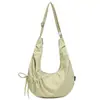 Bolsa Transversal Feminina Casual Versátil Plissada Estilo Coreano de Longa Distância com Estampa Xadrez Formato Dumpling Ajustável Moda para o Dia a Dia