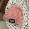 Chapéu de lã tricotado quente para outono e inverno 2022, chapéu pequeno que valoriza o rosto, feminino, popular na internet, chapéu de pescador tricotado moderno, chapéu de balde