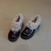 Nuevos zapatos de piel de oveja para otoño e invierno, estilo francés, suaves, con suela gruesa, corte profundo, peludos; zapatos de tacón grueso estilo británico para mujer