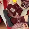 Calcetines de Año Nuevo Navideño de Invierno al por Mayor Cálidos Estilo Coreano Lindo Oso Bordado Año del Zodiaco Calcetines holgados para Mujer