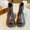 Botas Martin para Meninas Botas de Couro de Princesa Infantis 2026 Outono/Inverno Novas Botas Curtas Botas Jeans com Pelúcia Embutida Botas de Algodão de Duas Camadas Infantis