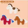Parches autoadhesivos de pony de dibujos animados para ropa, chaquetas de plumas, parches decorativos invisibles para cubrir agujeros, parches de reparación sin coser, parches de tela bordados