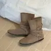 Botas de mujer con hebilla de moda populares este año, nueva moda primavera y otoño 2026, versátiles y casuales, botas de montar increíblemente elegantes